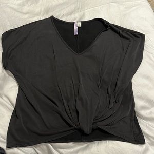 Black top, super soft, sewn front bunch, size small